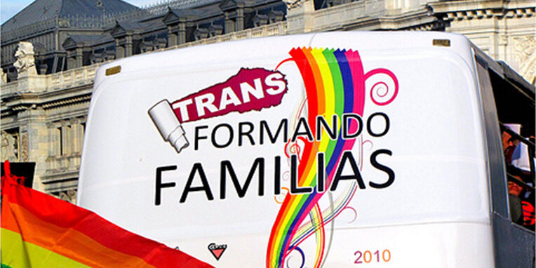 Bus Transformando Familias